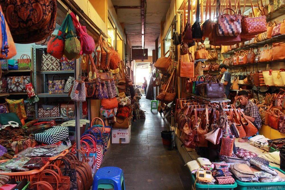 5 Pasar Lokal yang Ada Di Indonesia